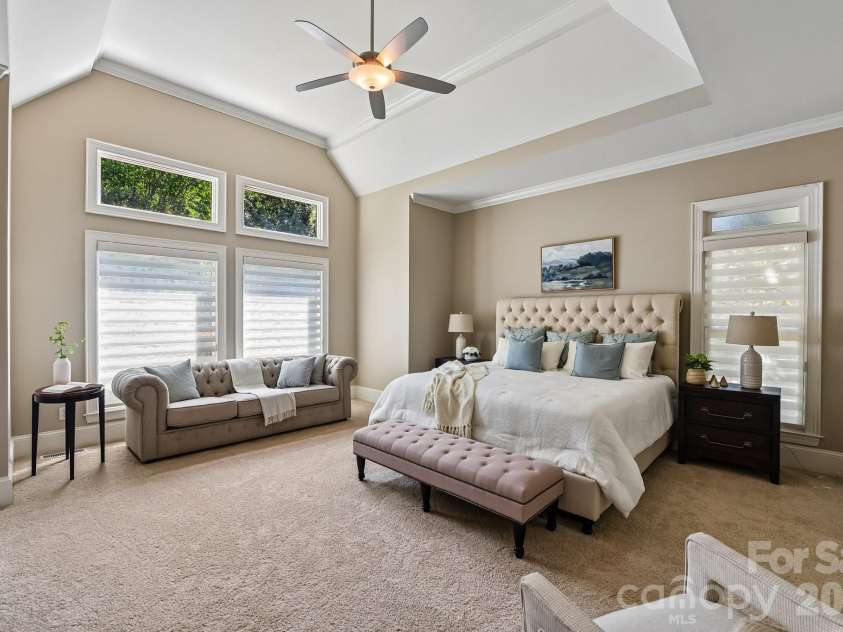 209 Glenmoor Drive, Waxhaw, NC 28173.  MLS# CAR4371212, YatesRealty ID 19678. 