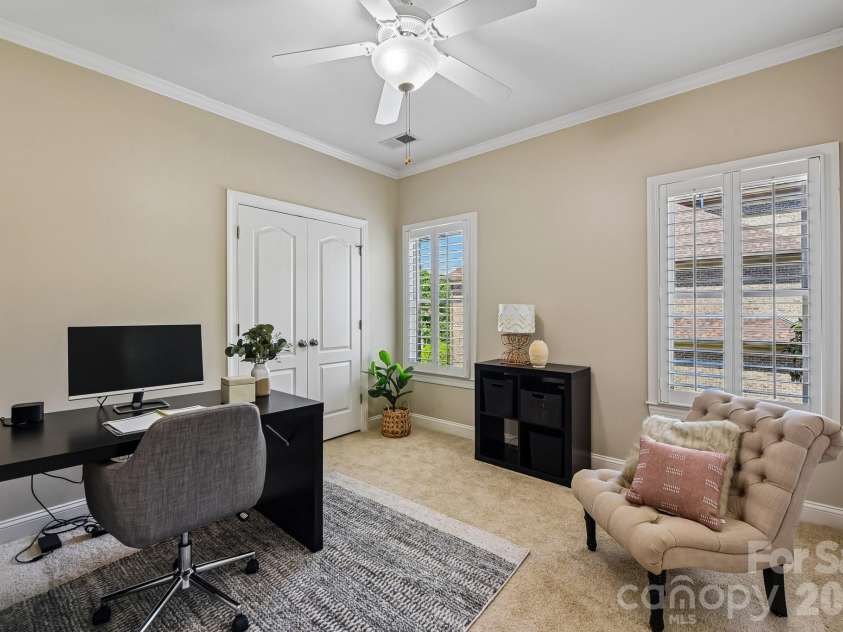 209 Glenmoor Drive, Waxhaw, NC 28173.  MLS# CAR4371212, YatesRealty ID 19678. 
