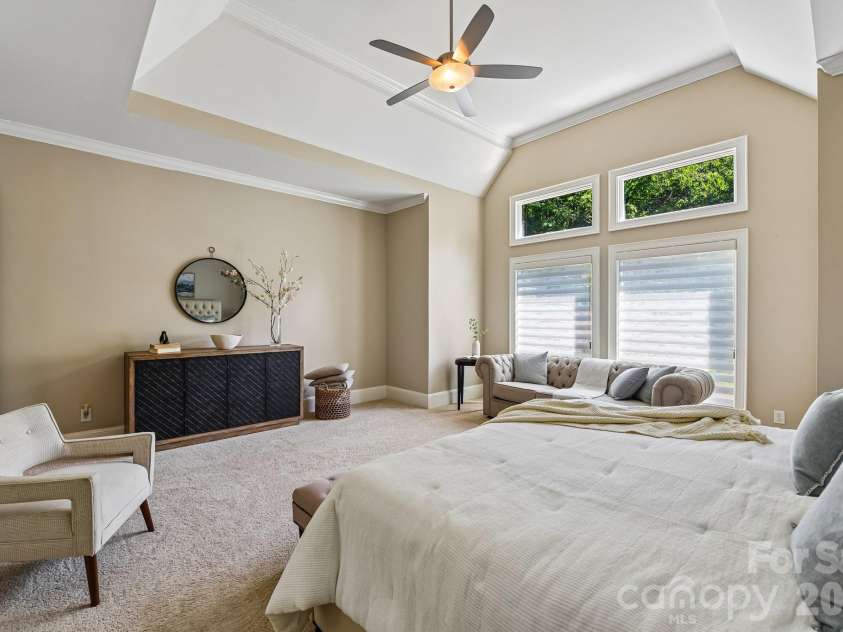 209 Glenmoor Drive, Waxhaw, NC 28173.  MLS# CAR4371212, YatesRealty ID 19678. 
