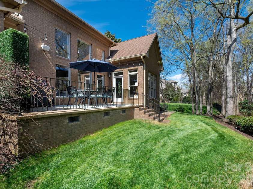209 Glenmoor Drive, Waxhaw, NC 28173.  MLS# CAR4371212, YatesRealty ID 19678. 