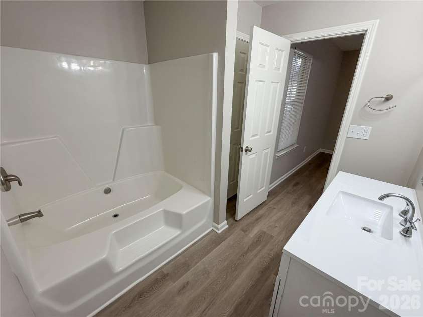 149 Red Tip Lane, Mooresville, NC 28117.  MLS# CAR4371821, YatesRealty ID 19679. 