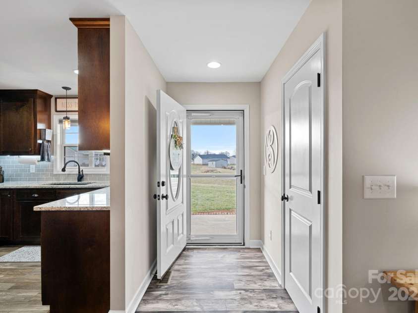 130 Portman Lane, Statesville, NC 28625.  MLS# CAR4217577, YatesRealty ID 1968. 