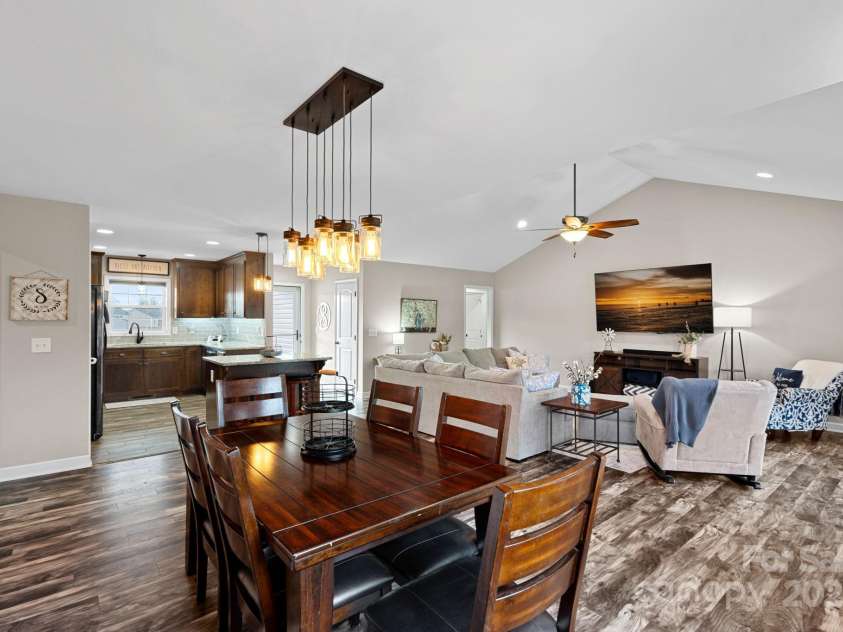 130 Portman Lane, Statesville, NC 28625.  MLS# CAR4217577, YatesRealty ID 1968. 