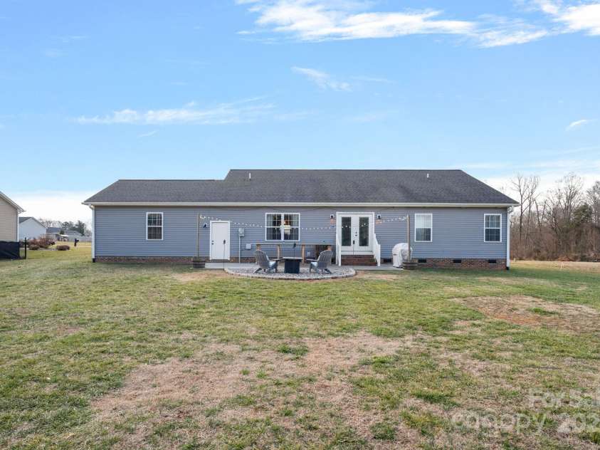 130 Portman Lane, Statesville, NC 28625.  MLS# CAR4217577, YatesRealty ID 1968. 