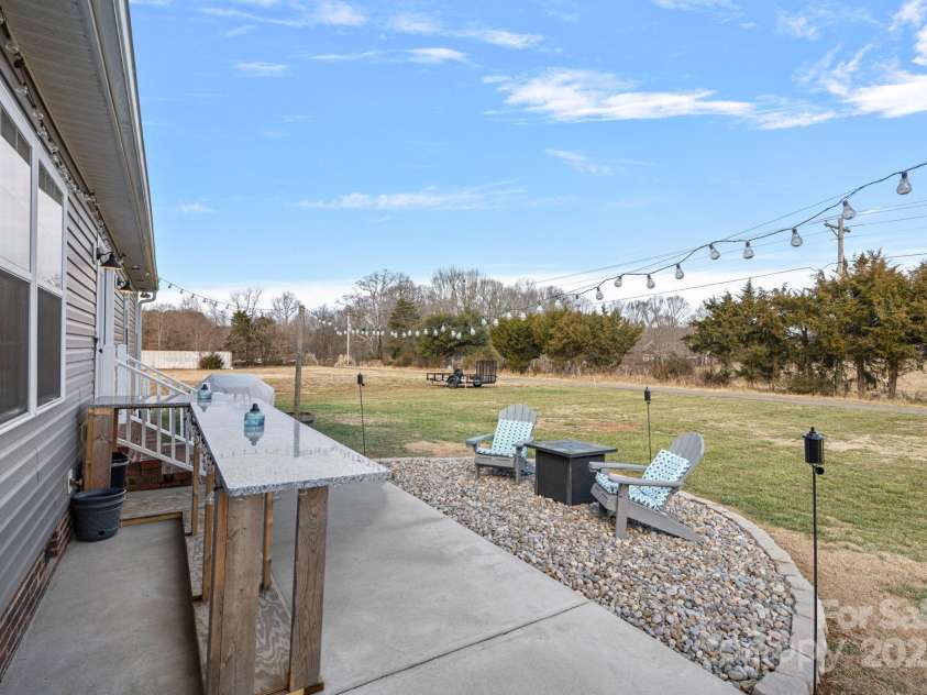 130 Portman Lane, Statesville, NC 28625.  MLS# CAR4217577, YatesRealty ID 1968. 