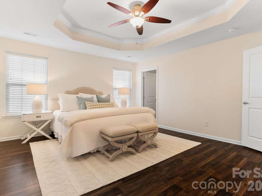 3525 Hornets Nest Way, Charlotte, NC 28208.  MLS# CAR4334370, YatesRealty ID 1968. 