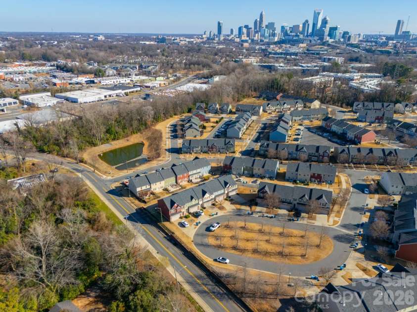 3525 Hornets Nest Way, Charlotte, NC 28208.  MLS# CAR4334370, YatesRealty ID 1968. 