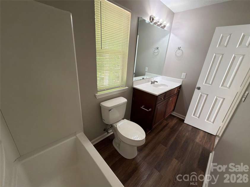 6017 Black Bear Court, Charlotte, NC 28214.  MLS# CAR4371851, YatesRealty ID 19680. 