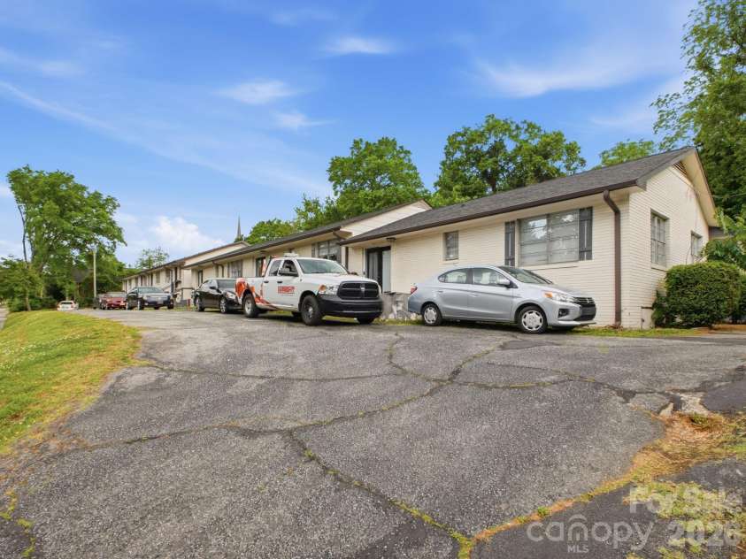 306 Jackson Street, Salisbury, NC 28144.  MLS# CAR4379894, YatesRealty ID 19683. 