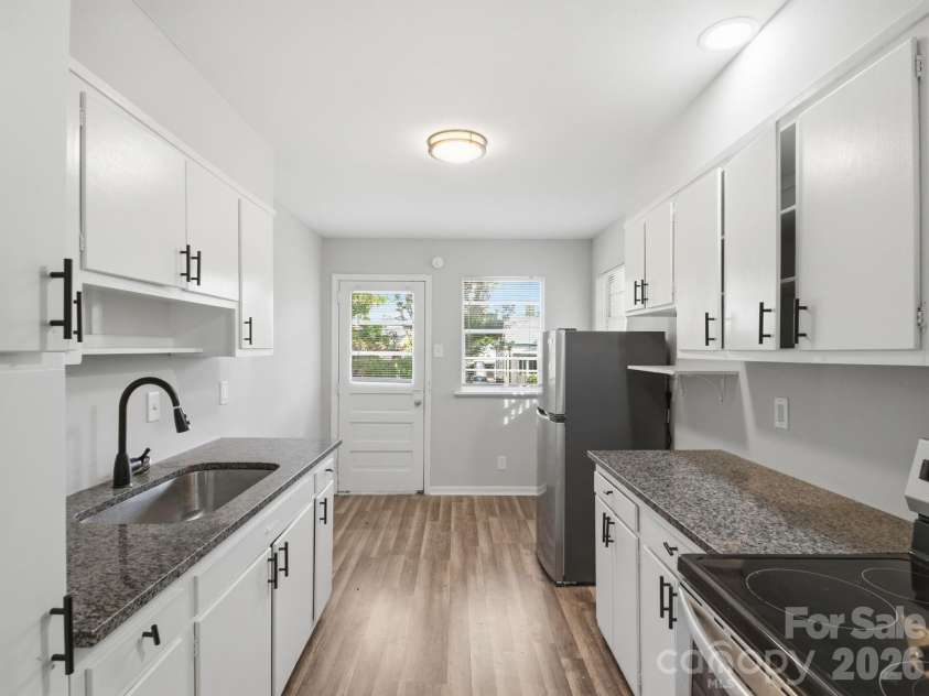 306 Jackson Street, Salisbury, NC 28144.  MLS# CAR4379894, YatesRealty ID 19683. 
