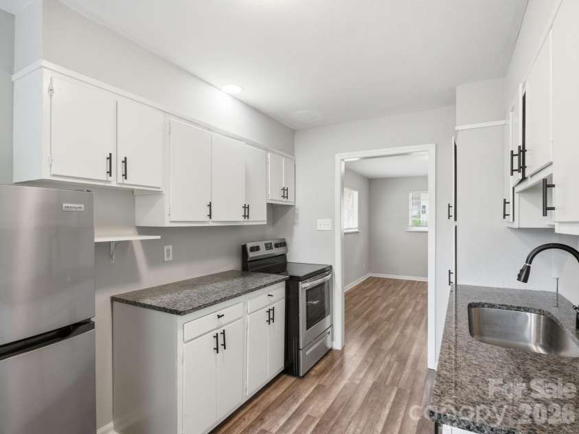 306 Jackson Street, Salisbury, NC 28144.  MLS# CAR4379894, YatesRealty ID 19683. 