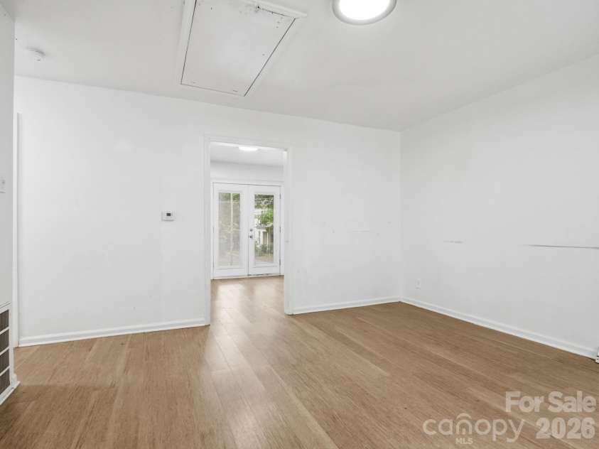 306 Jackson Street, Salisbury, NC 28144.  MLS# CAR4379894, YatesRealty ID 19683. 