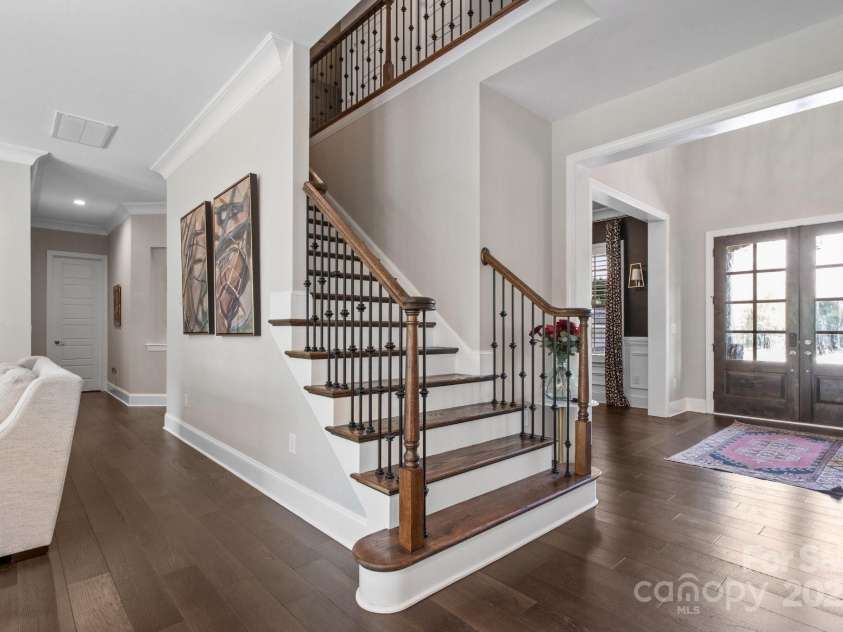 7944 Park Road, Charlotte, NC 28210.  MLS# CAR4243475, YatesRealty ID 19683. 