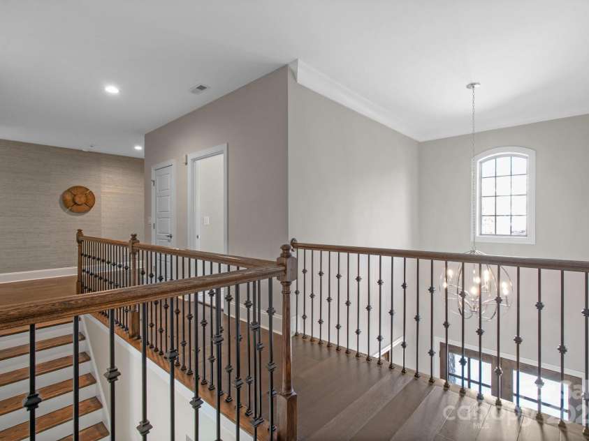 7944 Park Road, Charlotte, NC 28210.  MLS# CAR4243475, YatesRealty ID 19683. 