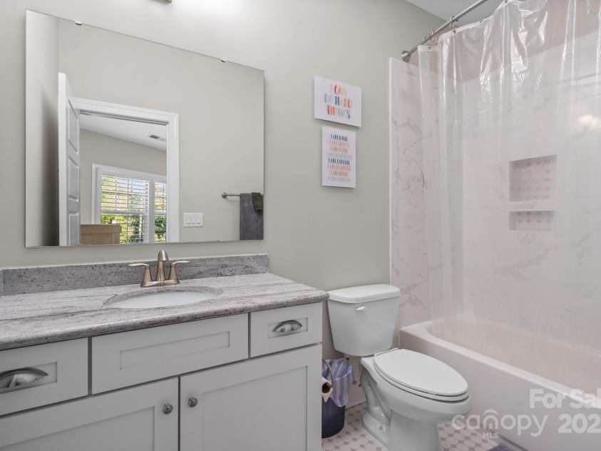 7944 Park Road, Charlotte, NC 28210.  MLS# CAR4243475, YatesRealty ID 19683. 