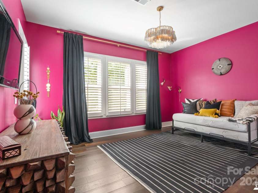 7944 Park Road, Charlotte, NC 28210.  MLS# CAR4243475, YatesRealty ID 19683. 