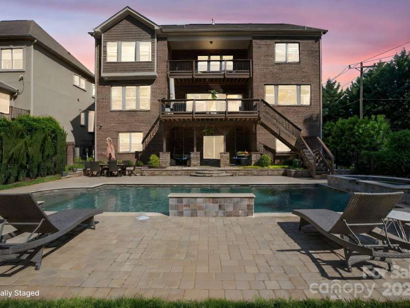 7944 Park Road, Charlotte, NC 28210.  MLS# CAR4243475, YatesRealty ID 19683. 