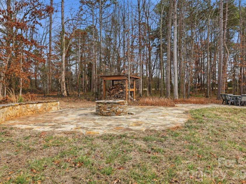 2255 Mount Olive Church Road, Newton, NC 28658.  MLS# CAR4352999, YatesRealty ID 19684. 