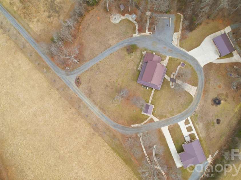 2255 Mount Olive Church Road, Newton, NC 28658.  MLS# CAR4352999, YatesRealty ID 19684. 