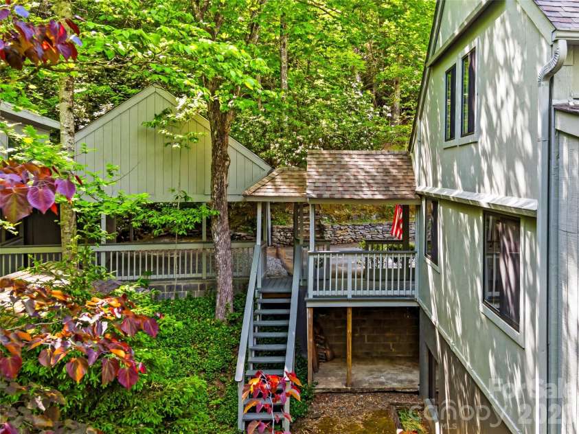 33 Southerland Road, Pisgah Forest, NC 28768.  MLS# CAR4376172, YatesRealty ID 19685. 