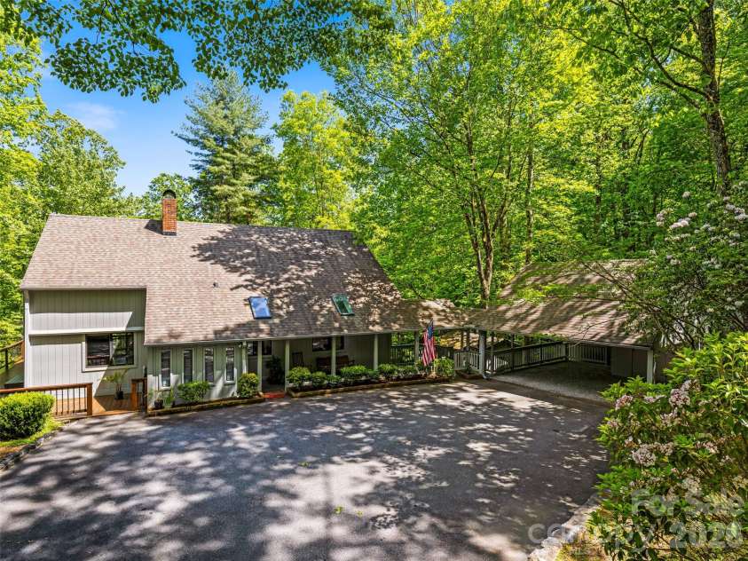 33 Southerland Road, Pisgah Forest, NC 28768.  MLS# CAR4376172, YatesRealty ID 19685. 