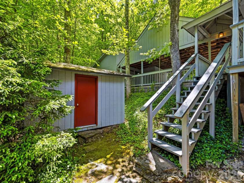 33 Southerland Road, Pisgah Forest, NC 28768.  MLS# CAR4376172, YatesRealty ID 19685. 