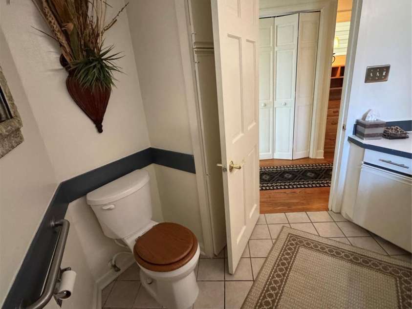 12 Laurelwood Lane, Newland, NC 28657.  MLS# CAR4370487, YatesRealty ID 19686. 