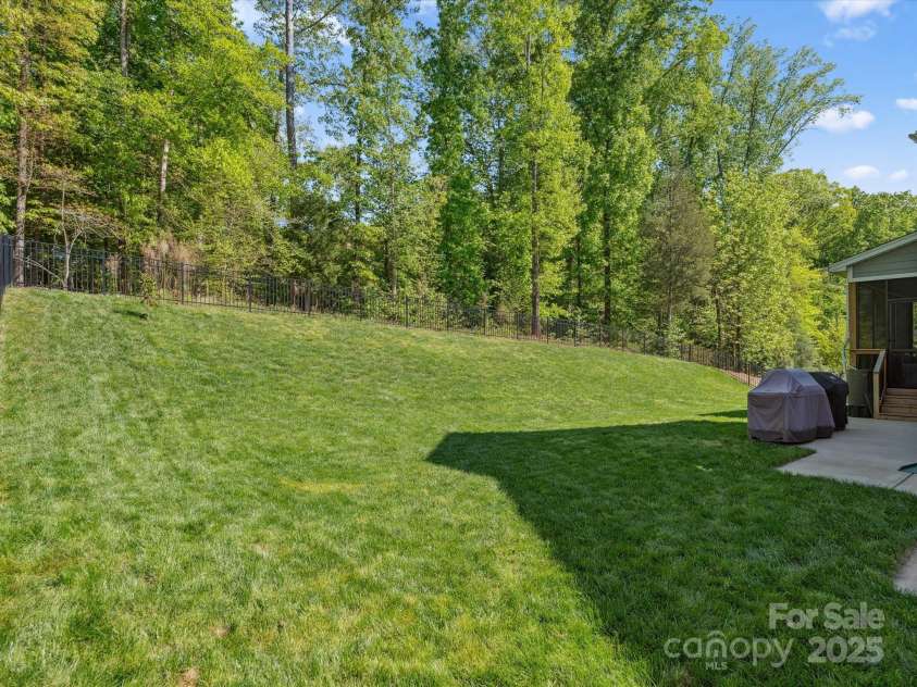 811 Penny Royal Avenue, Fort Mill, SC 29715.  MLS# CAR4245584, YatesRealty ID 19687. 