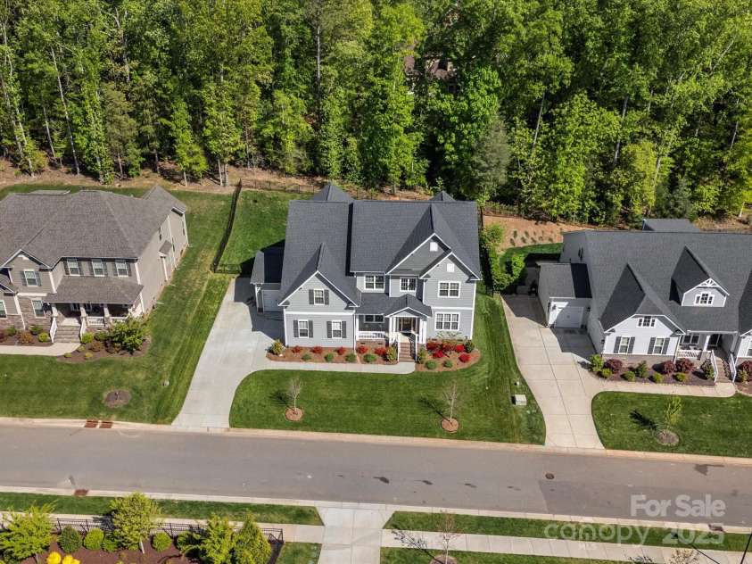 811 Penny Royal Avenue, Fort Mill, SC 29715.  MLS# CAR4245584, YatesRealty ID 19687. 