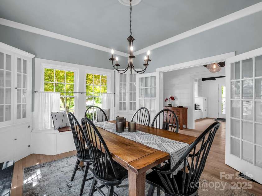 201 6th Street, Rutherfordton, NC 28139.  MLS# CAR4245347, YatesRealty ID 19688. 