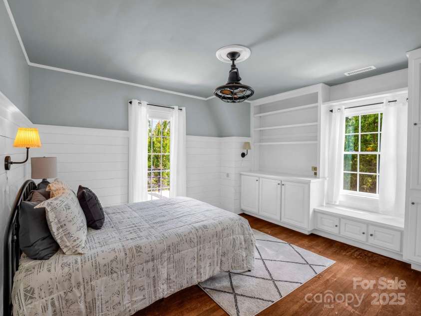 201 6th Street, Rutherfordton, NC 28139.  MLS# CAR4245347, YatesRealty ID 19688. 