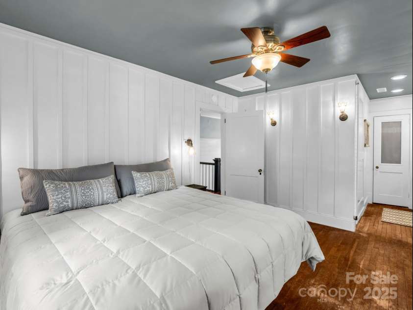 201 6th Street, Rutherfordton, NC 28139.  MLS# CAR4245347, YatesRealty ID 19688. 