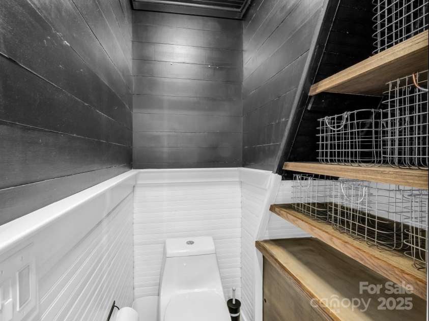 201 6th Street, Rutherfordton, NC 28139.  MLS# CAR4245347, YatesRealty ID 19688. 