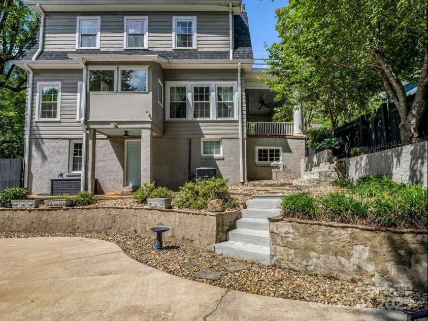 201 6th Street, Rutherfordton, NC 28139.  MLS# CAR4245347, YatesRealty ID 19688. 