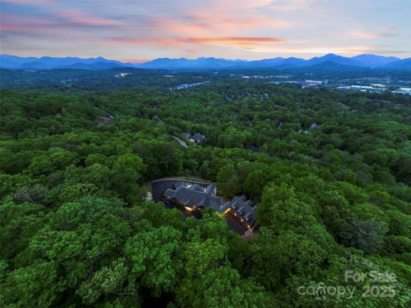 714 Wickhams Fancy Drive, Biltmore Lake, NC 28715.  MLS# CAR4254171, YatesRealty ID 19689. 