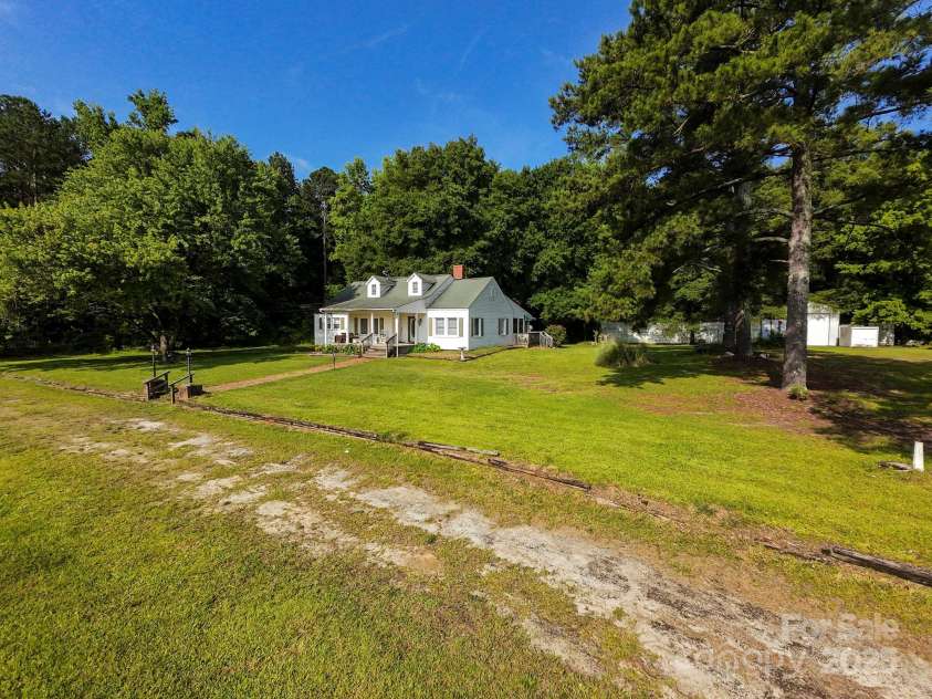 3390 & 3388 Hwy 151 Highway, Pageland, SC 29728.  MLS# CAR4267905, YatesRealty ID 19690. 