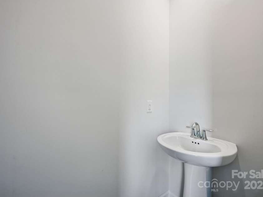 223 Haddonsfield Drive, Mooresville, NC 28115.  MLS# CAR4267680, YatesRealty ID 19693. 