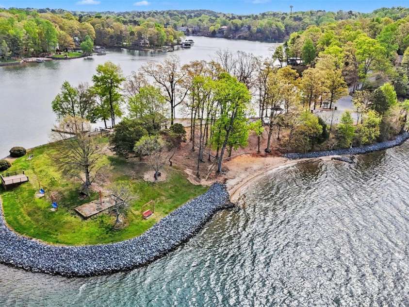 26030 Misty Way Drive, Tega Cay, SC 29708.  MLS# CAR4362203, YatesRealty ID 19693. 