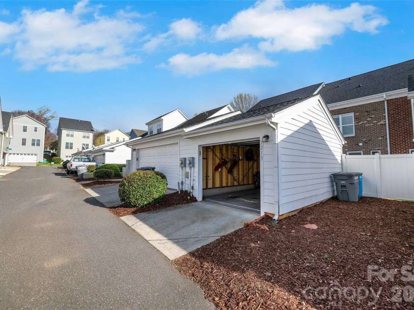 1213 Assembly Street, Belmont, NC 28012.  MLS# CAR4355428, YatesRealty ID 19695. 