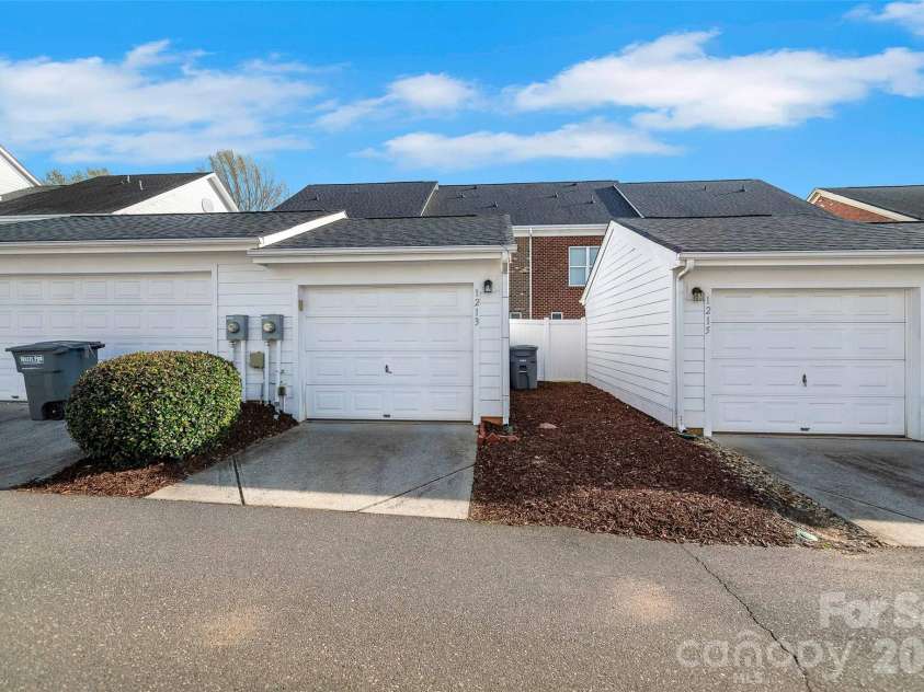 1213 Assembly Street, Belmont, NC 28012.  MLS# CAR4355428, YatesRealty ID 19695. 