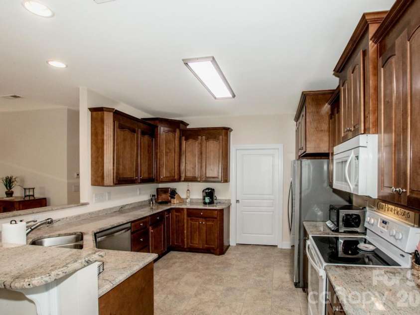 604 Cordova Court, Salisbury, NC 28146.  MLS# CAR4378039, YatesRealty ID 19696. 