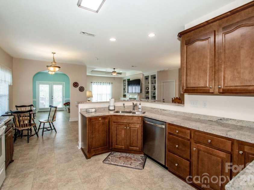 604 Cordova Court, Salisbury, NC 28146.  MLS# CAR4378039, YatesRealty ID 19696. 
