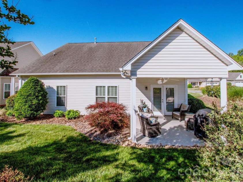 604 Cordova Court, Salisbury, NC 28146.  MLS# CAR4378039, YatesRealty ID 19696. 