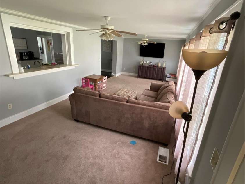621 Craige Street, Salisbury, NC 28144.  MLS# CAR4271247, YatesRealty ID 19696. 