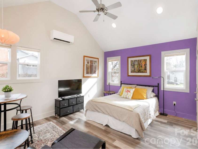 606 Ray Avenue, Hendersonville, NC 28792.  MLS# CAR4374013, YatesRealty ID 19697. AI Staged 
