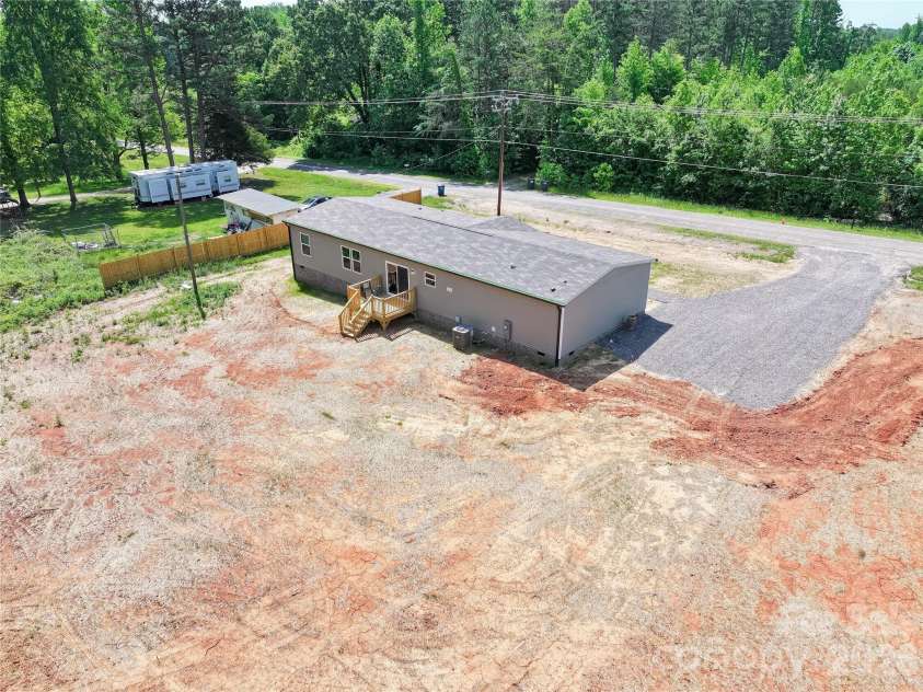 6280 Old US 70 Highway, Cleveland, NC 27013.  MLS# CAR4378751, YatesRealty ID 19698. 