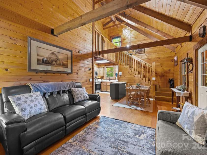 83 Log Cabin Drive, Maggie Valley, NC 28751.  MLS# CAR4271271, YatesRealty ID 19698. 