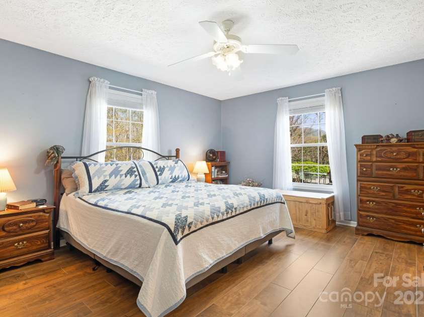 54 Golddigger Drive, Candler, NC 28715.  MLS# CAR4245543, YatesRealty ID 197. 