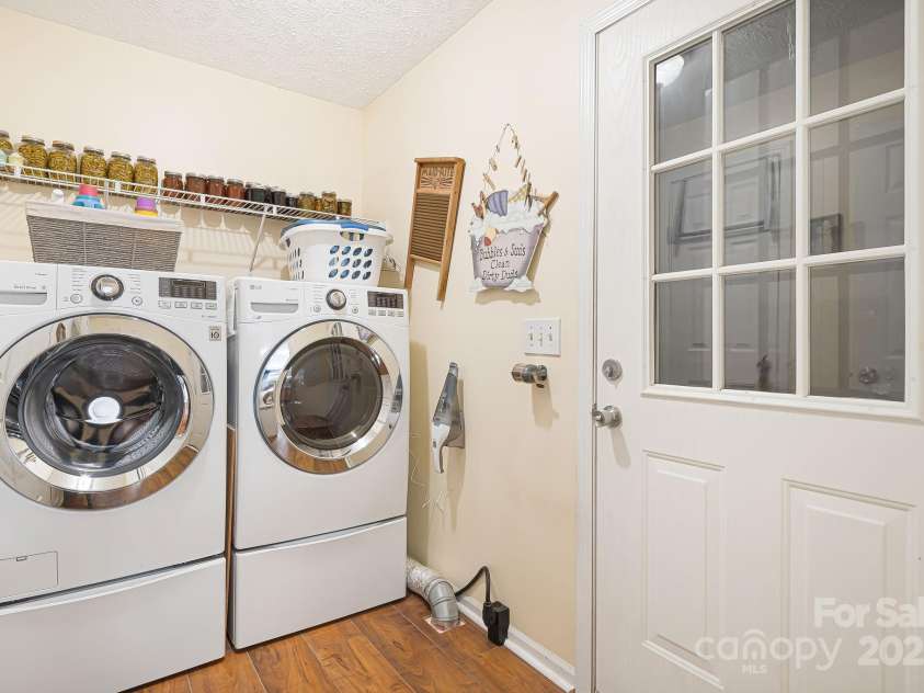 54 Golddigger Drive, Candler, NC 28715.  MLS# CAR4245543, YatesRealty ID 197. 