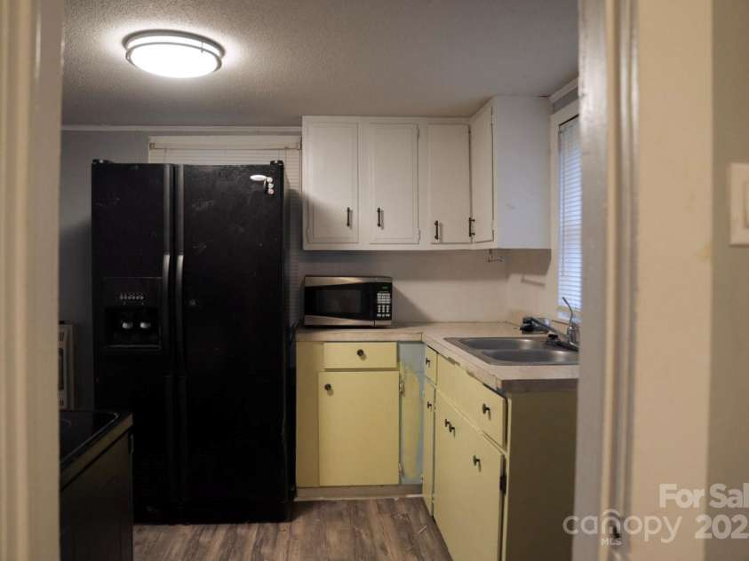 121 Martin Street, Ellenboro, NC 28040.  MLS# CAR4320616, YatesRealty ID 1970. 